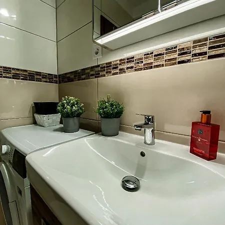 Syrah Wellness Apartman Siofok דירה שיופוק