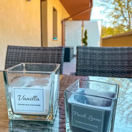 Syrah Wellness Apartman Siofok דירה